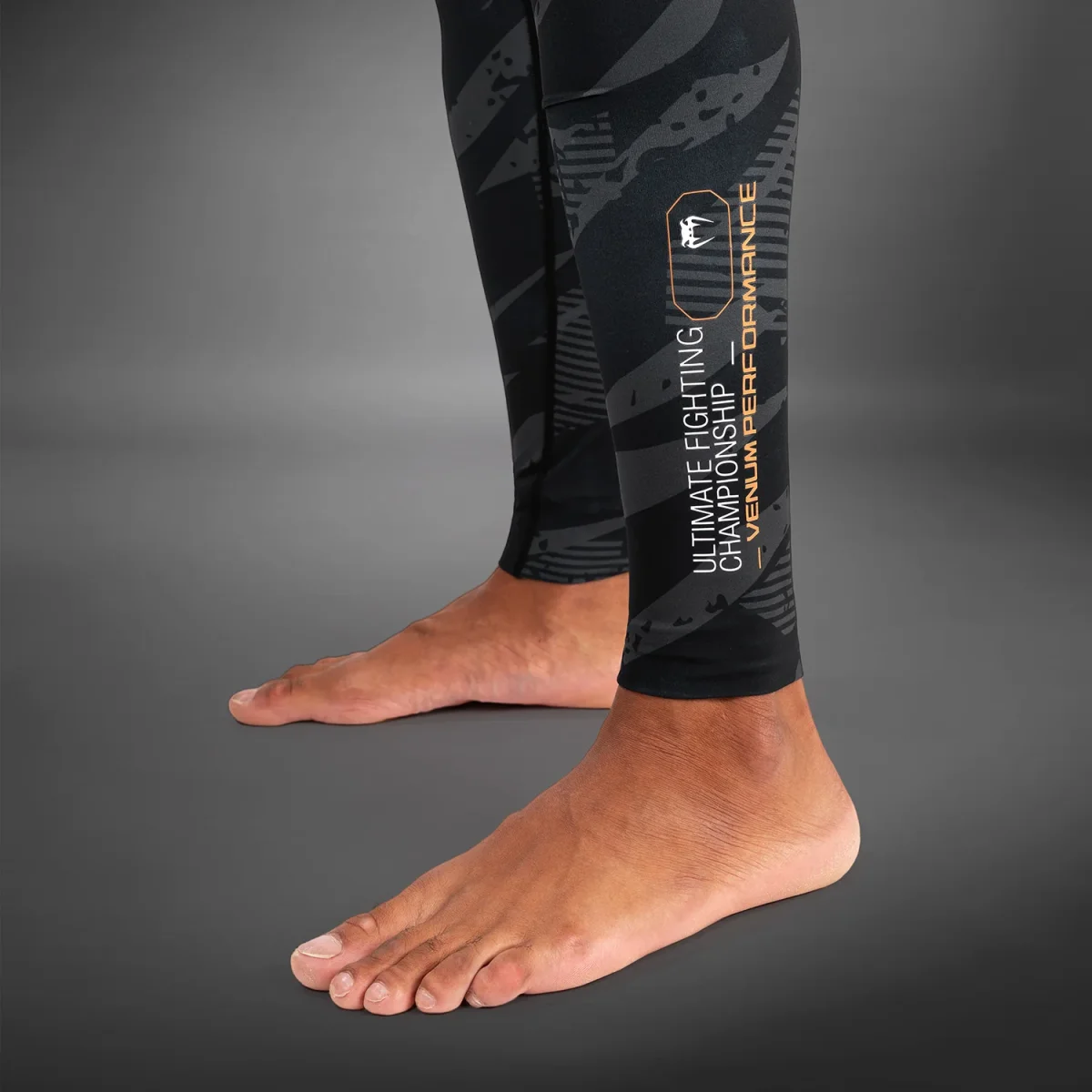 Pantalon de Compression pour Hommes UFC Adrenaline by Venum Fight Week Performance - Urban Camo – Image 4